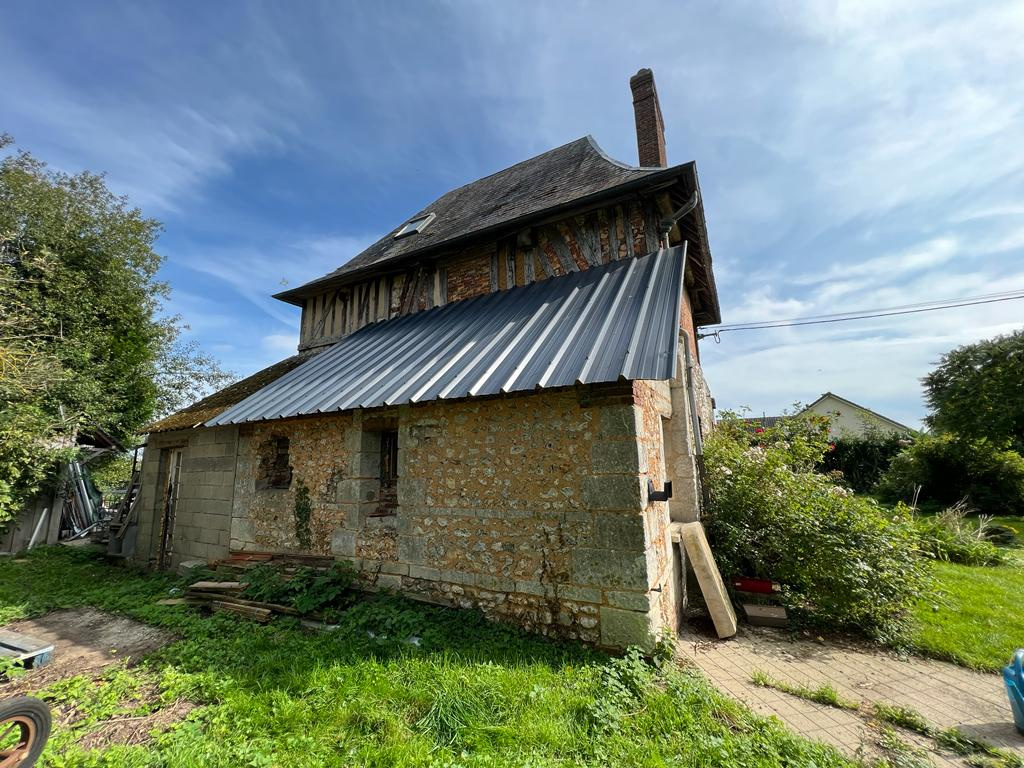 Charmante maison ancienne briques et colombages