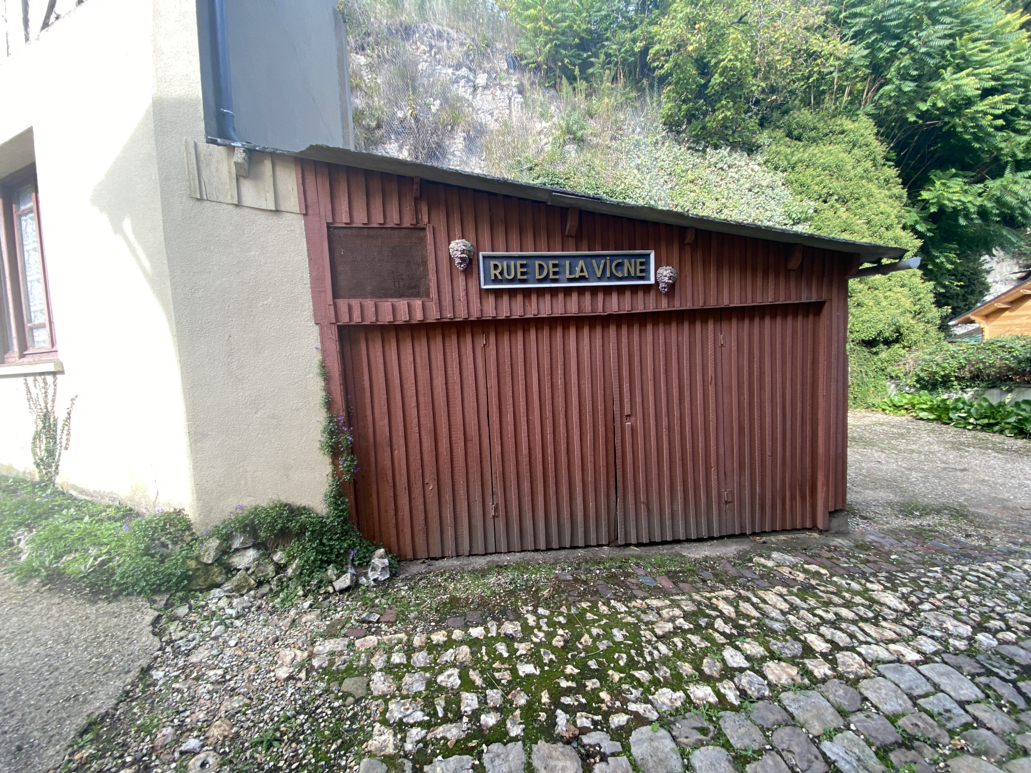 ENSEMBLE IMMOBILIER DE DEUX MAISONS ELBEUF