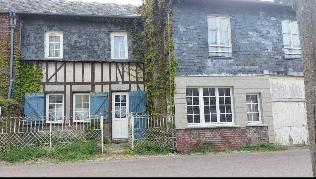 Maison de Ville de 112 m2 à Routot avec fort potentiel