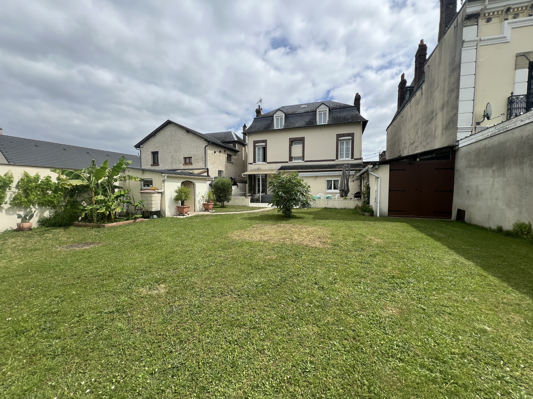 MAISON DE MAITRE À SAINT AUBIN LES ELBEUF