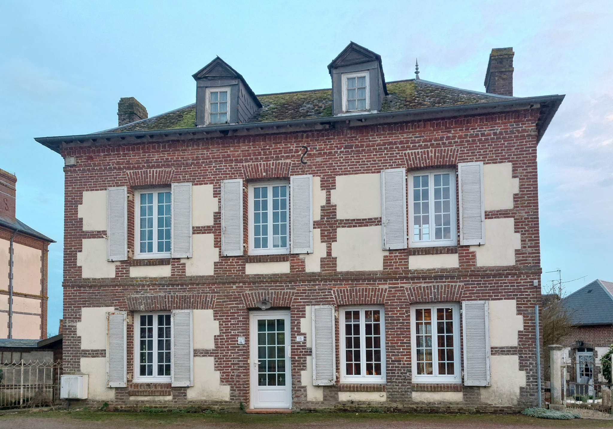 Maison de Maître de 107 m2 avec un fort potentiel !