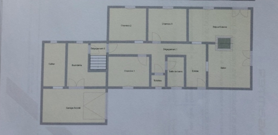 Pavillon traditionnel individuel vivable de plain-pied avec un fort potentiel